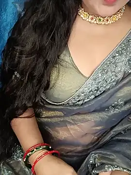 Snapshot of Rashmi_011 chatting on 07-09-26, 12:48 Rashmi 011 online show from 07-09-26, 12:48