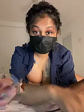 Monica  Bellucci   online show from 03-13-26, 04:57