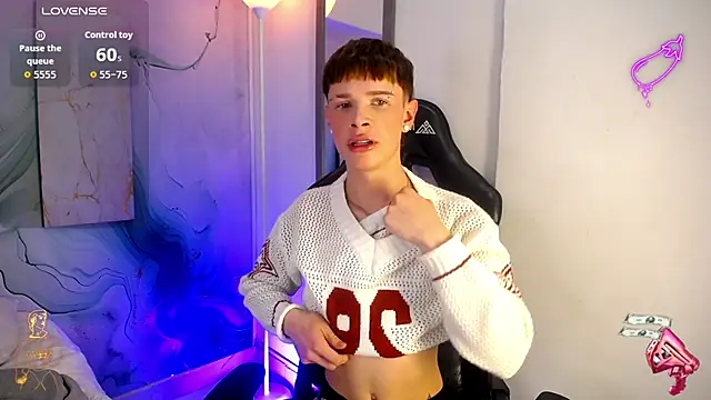 Snapshot of JackFrosst chatting on 07-09-26, 12:31 JackFrosst online show from 07-09-26, 12:31
