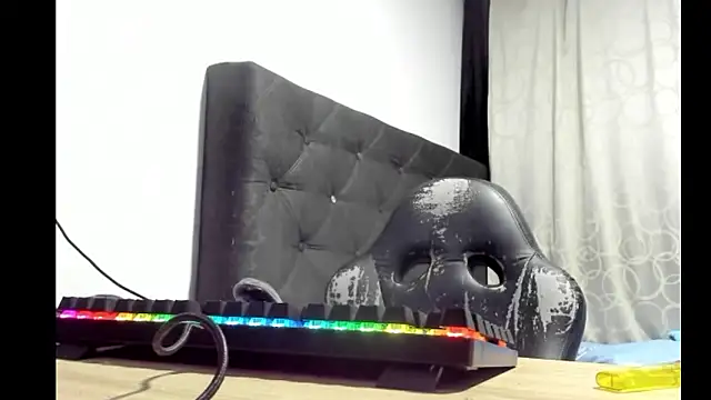 coolfriki online show from 03-07-26, 09:17