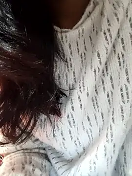 Snapshot of anjali2351 chatting on 01-17-26, 06:11 anjali2351 online show from 01-17-26, 06:11