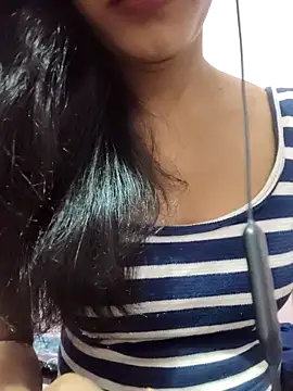 Snapshot of anjali2351 chatting on 03-12-26, 05:52 anjali2351 online show from 03-12-26, 05:52