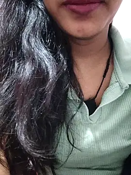 Snapshot of anjali2351 chatting on 03-22-26, 06:44 anjali2351 online show from 03-22-26, 06:44