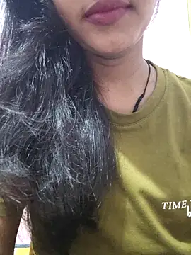 Snapshot of anjali2351 chatting on 04-04-26, 04:59 anjali2351 online show from 04-04-26, 04:59