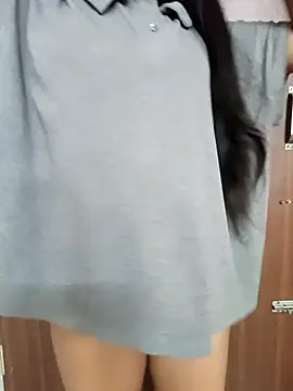 anshika0124 online show from 02-11-26, 09:14