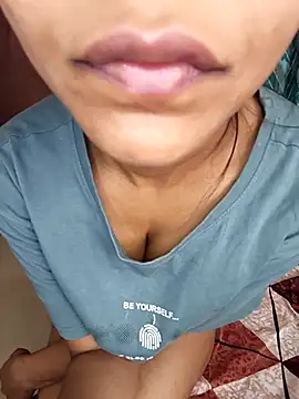 anshika0124 online show from 03-25-26, 06:30