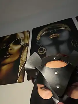 Teengirlmiaa online show from 12-04-25, 08:50