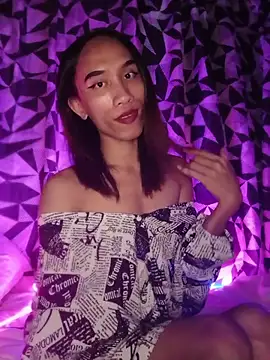 Snapshot of asian_queen31 chatting on 07-14-26, 03:18 asian queen31 online show from 07-14-26, 03:18