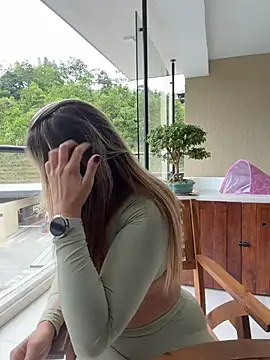 camila vanucci- online show from 06-24-26, 04:06