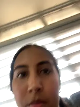 Snapshot of Luna_star3 chatting on 10-28-25, 06:32 Luna star3 online show from 10-28-25, 06:32