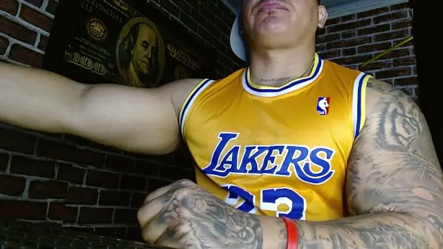 jordan bigcock  online show from 05-17-26, 01:51