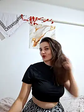 Snapshot of Nika_aa chatting on 03-05-26, 06:26 Nika aa online show from 03-05-26, 06:26