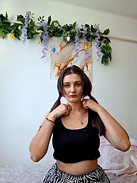 Snapshot of Nika_aa chatting on 04-05-26, 11:29 Nika aa online show from 04-05-26, 11:29