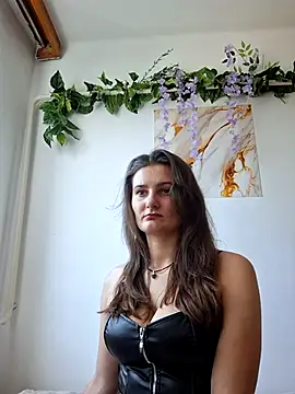 Snapshot of Nika_aa chatting on 04-26-26, 02:15 Nika aa online show from 04-26-26, 02:15