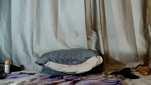 SexyBitch29 online show from 10-29-25, 08:21