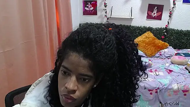 Snapshot of thianahorny chatting on 05-09-26, 01:16 thianahorny online show from 05-09-26, 01:16