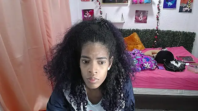Snapshot of thianahorny chatting on 05-29-26, 01:31 thianahorny online show from 05-29-26, 01:31