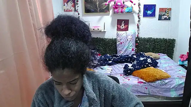 Snapshot of thianahorny chatting on 06-05-26, 01:17 thianahorny online show from 06-05-26, 01:17