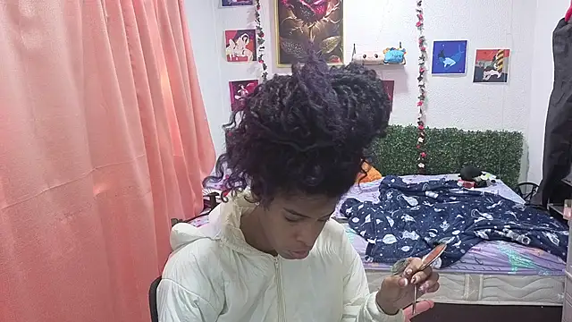 Snapshot of thianahorny chatting on 07-11-26, 01:58 thianahorny online show from 07-11-26, 01:58