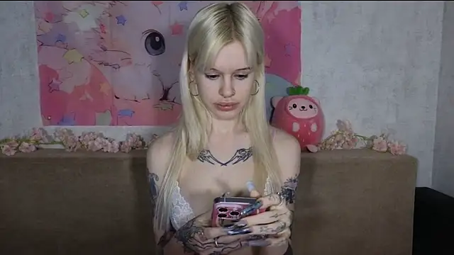 HoneyGold  online show from 04-01-26, 03:51