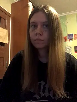 LunaVirelle online show from 10-30-25, 05:13