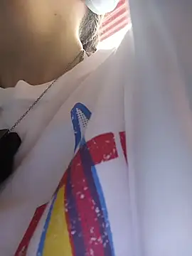 Lucy colee online show from 12-22-25, 04:04