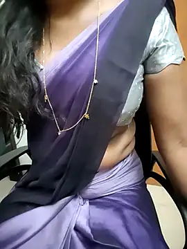 Tamilmallu-duskygirl03 online show from 06-27-26, 12:44
