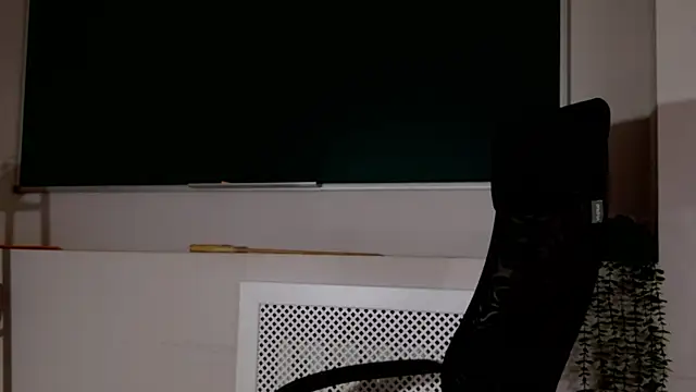 ClaireMathis online show from 06-26-26, 03:05