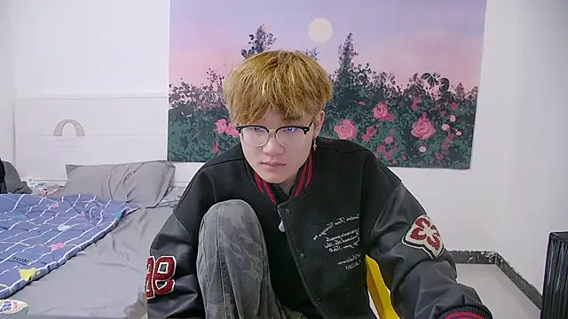 KK-cuteboy online show from 04-08-26, 04:45