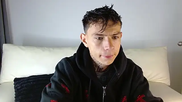 Snapshot of hot_teo_ chatting on 01-08-26, 10:50 hot teo online show from 01-08-26, 10:50