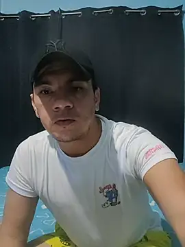 Aturo77 online show from 11-17-25, 02:28