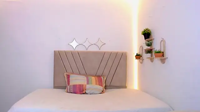 zara cute online show from 05-01-26, 12:21