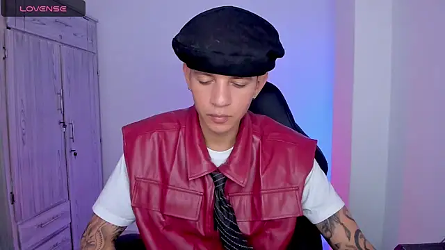 tylernova online show from 05-18-26, 04:07