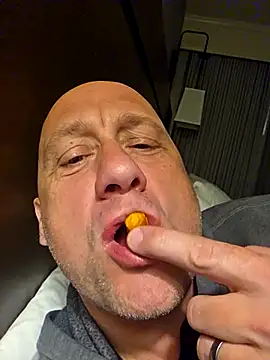 akstr8 online show from 03-27-26, 07:25