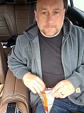 akstr8 online show from 04-05-26, 09:34