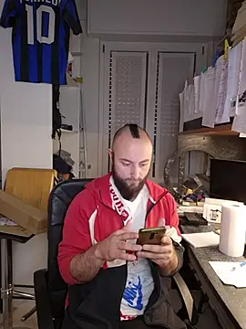 Snapshot of BeppeRagnar chatting on 03-28-26, 06:13 BeppeRagnar online show from 03-28-26, 06:13