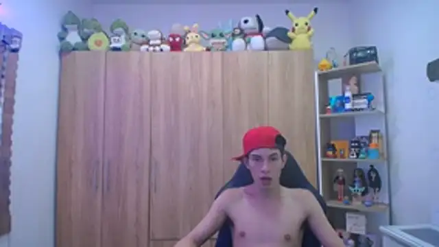 Pride couple online show from 06-05-26, 07:41