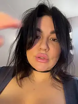 SwittieKendra online show from 02-25-26, 06:45