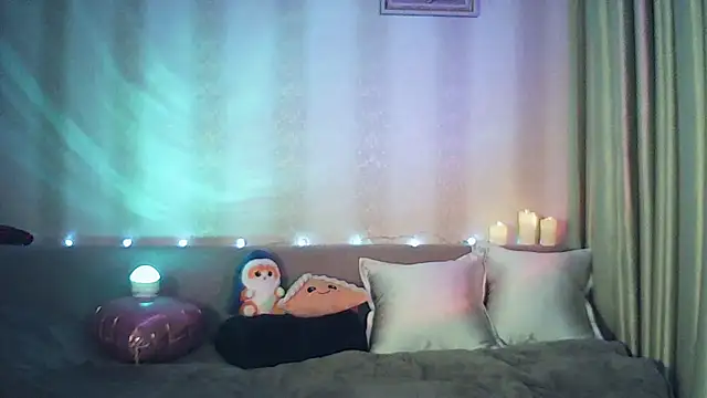 MoodieMira online show from 02-20-26, 08:20