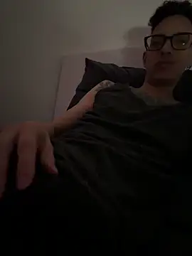 Ian 3333 online show from 05-31-26, 03:41