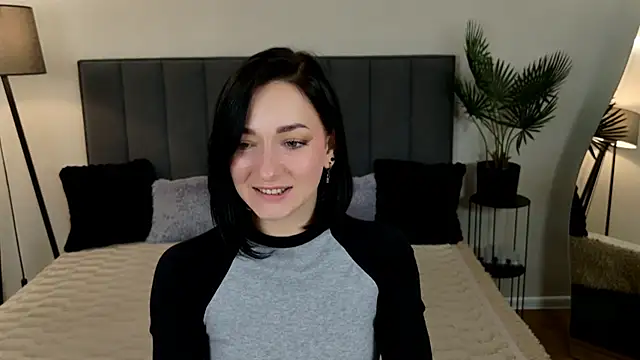 Snapshot of BaileeLynn chatting on 05-04-26, 12:34 BaileeLynn online show from 05-04-26, 12:34