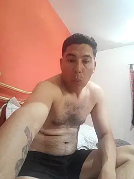 Snapshot of Ezeaxl chatting on 11-30-25, 07:40 Ezeaxl online show from 11-30-25, 07:40