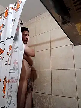 Snapshot of Ezeaxl chatting on 12-03-25, 01:02 Ezeaxl online show from 12-03-25, 01:02