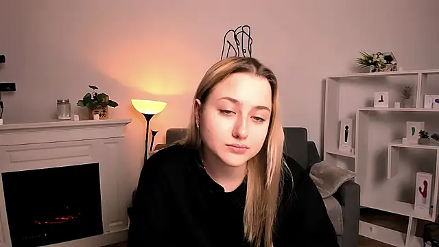 Lulu   Moon online show from 04-10-26, 09:19