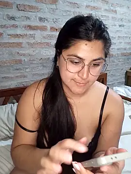 morenalatinaa online show from 05-09-26, 05:01