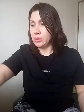Snapshot of Ambika_beauty chatting on 04-18-26, 01:15 Ambika beauty online show from 04-18-26, 01:15