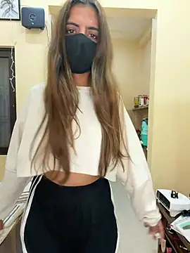 Snapshot of deepikaa_aroraa chatting on 02-17-26, 03:19 deepikaa aroraa online show from 02-17-26, 03:19