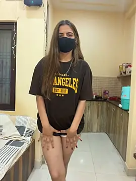 Snapshot of deepikaa_aroraa chatting on 02-22-26, 09:41 deepikaa aroraa online show from 02-22-26, 09:41