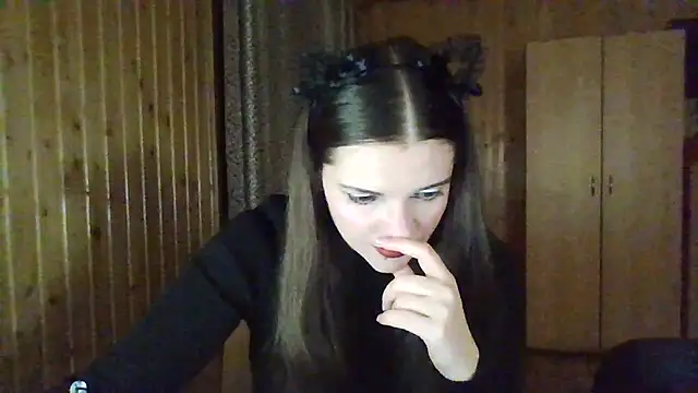 AmeliieLaFleur online show from 12-21-25, 08:27