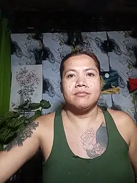 trishacummerts online show from 06-10-26, 03:11
